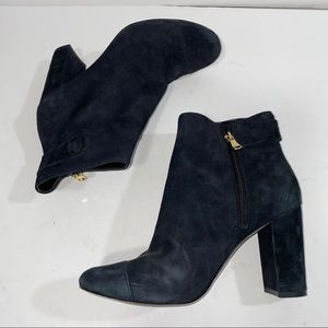 Ann Taylor Black Suede Ankle Boots block heel Size 8.5